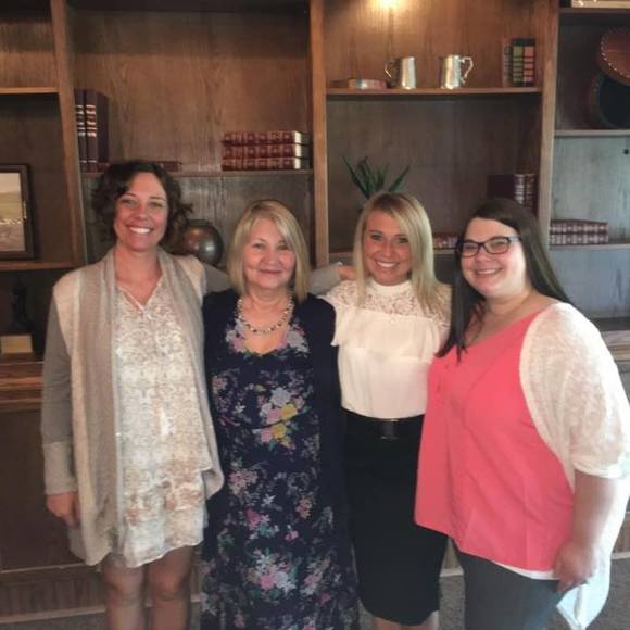 Meet your Posher, Brenda - Picture 1 of 1